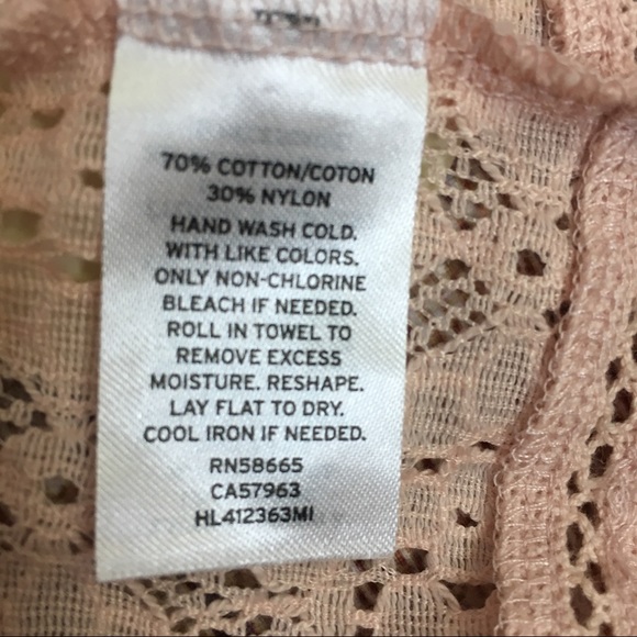 Hinge Dusty Pink Eyelet Pullover Blouse Size Med - Picture 8 of 8